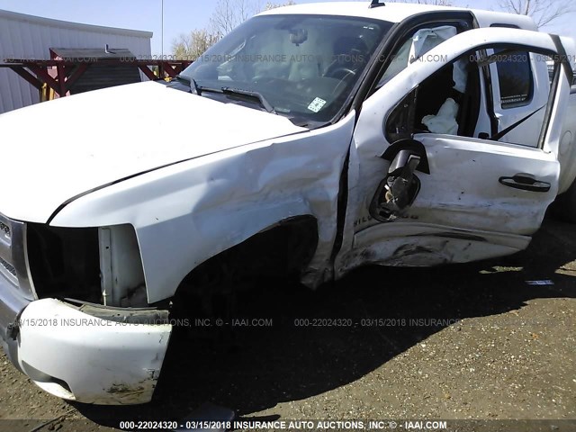 1GCSKSE31AZ152805 - 2010 CHEVROLET SILVERADO K1500 LT WHITE photo 6