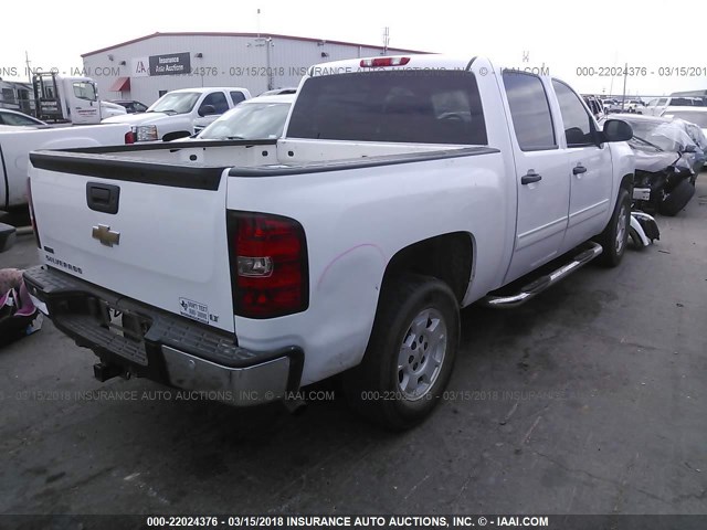 3GCPCSE08BG357791 - 2011 CHEVROLET SILVERADO C1500 LT WHITE photo 4