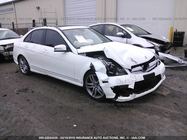 WDDGF8AB8DR280365 - 2013 MERCEDES-BENZ C 300 4MATIC WHITE photo 1