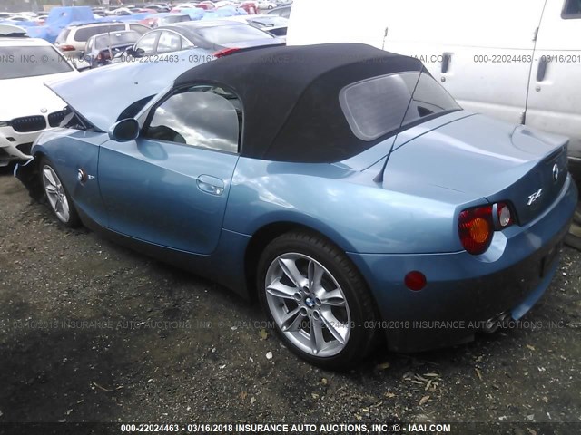 4USBT53453LU05022 - 2003 BMW Z4 3.0 BLUE photo 3