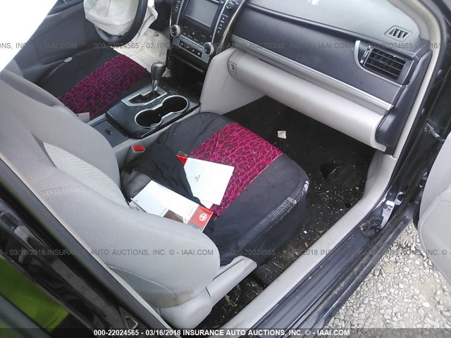 4T1BF1FK7DU245412 - 2013 TOYOTA CAMRY L/SE/LE/XLE BLACK photo 5