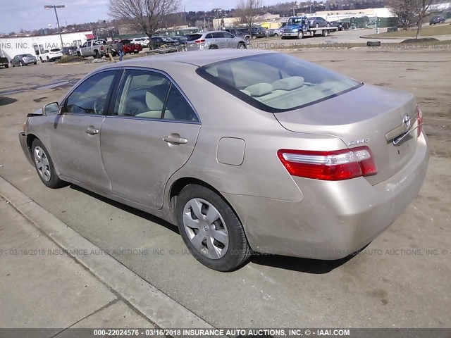 4T1BE46KX8U220031 - 2008 TOYOTA CAMRY CE/LE/XLE/SE GOLD photo 3