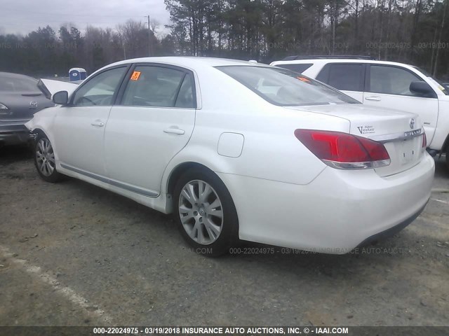 4T1BK3DB3CU446572 - 2012 TOYOTA AVALON LIMITED WHITE photo 3