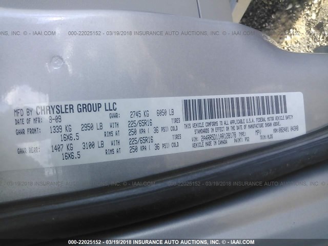 2A4RR5D11AR128178 - 2010 CHRYSLER TOWN & COUNTRY TOURING SILVER photo 9