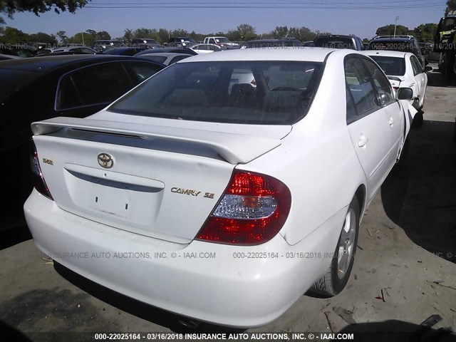 4T1BE32K14U299745 - 2004 TOYOTA CAMRY LE/XLE/SE 白色 照片 4