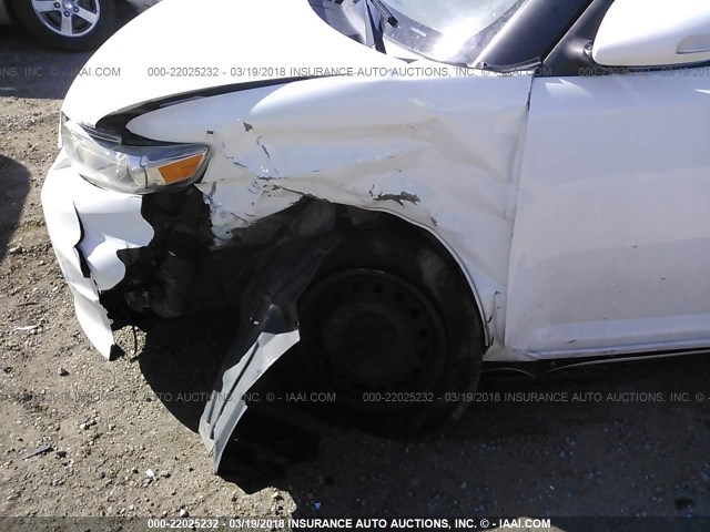 JTLZE4FE7EJ059667 - 2014 TOYOTA SCION XB თეთრი ფოტო 6
