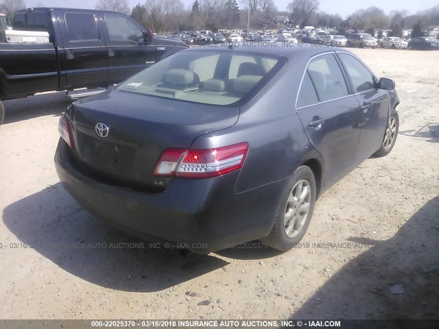 4T1BF3EK3BU661077 - 2011 TOYOTA CAMRY SE/LE/XLE GRAY photo 4