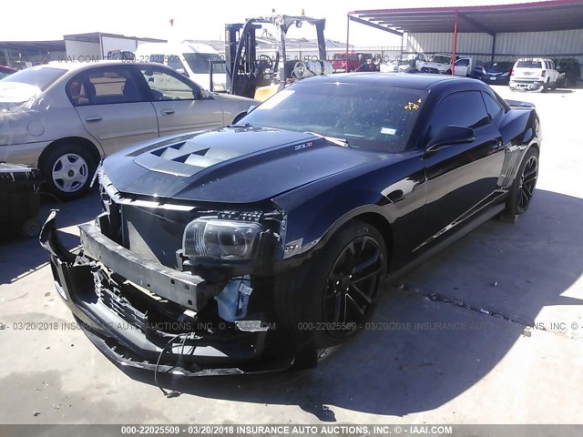 2G1FL1EP8D9805505 - 2013 CHEVROLET CAMARO ZL1 BLACK photo 2