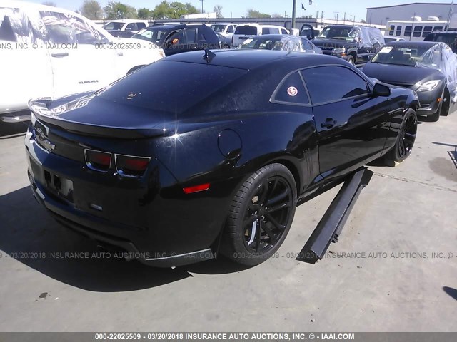 2G1FL1EP8D9805505 - 2013 CHEVROLET CAMARO ZL1 黑色 照片 4