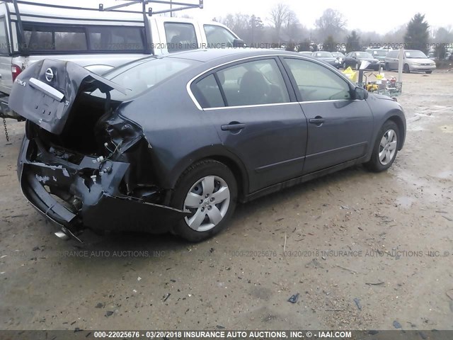 1N4AL21E28C233590 - 2008 NISSAN ALTIMA 2.5/2.5S GRAY photo 4