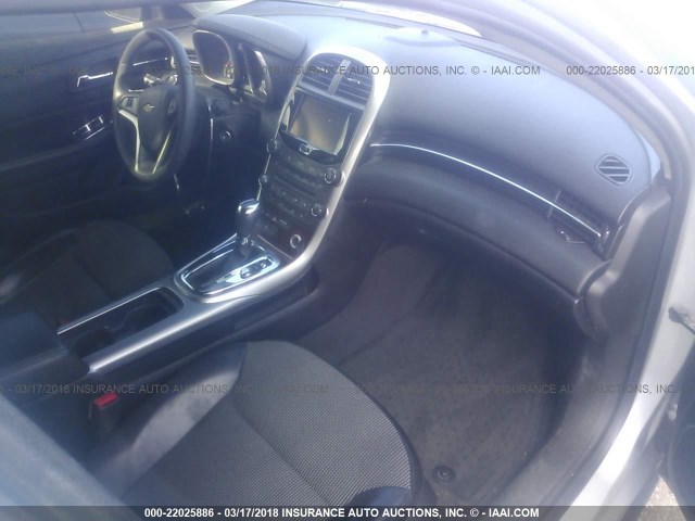 1G11C5SA7DF356777 - 2013 CHEVROLET MALIBU 1LT 银色 照片 5