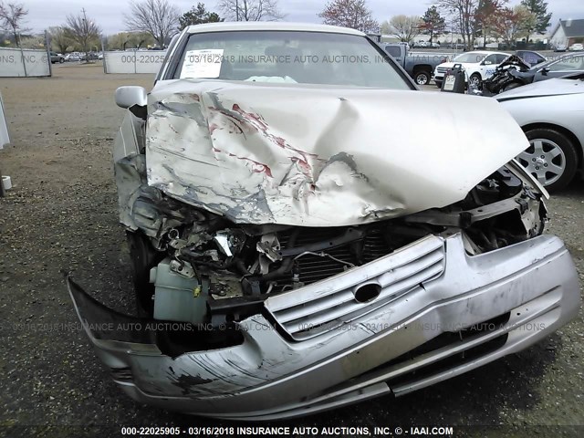 JT2BF22K8X0194071 - 1999 TOYOTA CAMRY LE/XLE Gold Foto 6