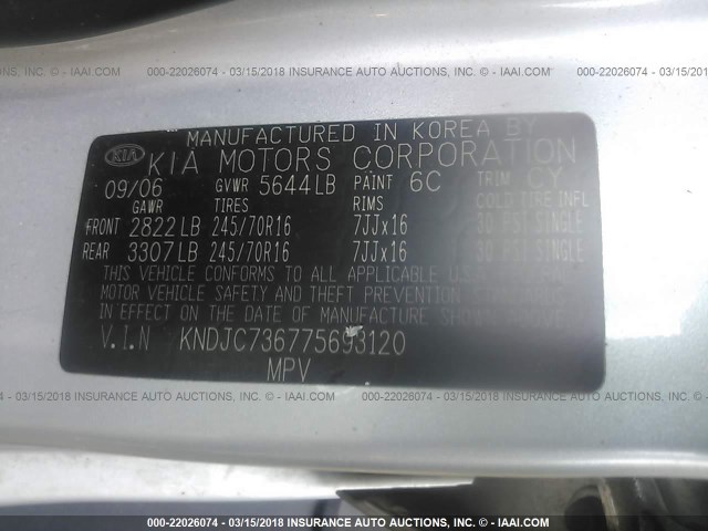 KNDJC736775693120 - 2007 KIA SORENTO EX/LX SILVER photo 9