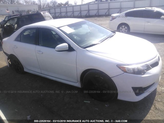 4T1BF1FKXCU529230 - 2012 TOYOTA CAMRY SE/LE/XLE WHITE photo 1