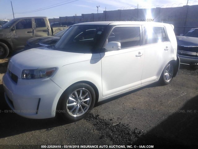 JTLKE50E091070368 - 2009 TOYOTA SCION XB WHITE photo 2