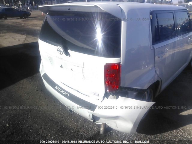 JTLKE50E091070368 - 2009 TOYOTA SCION XB WHITE photo 6