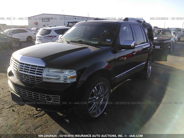 5LMFU275X8LJ10536 - 2008 LINCOLN NAVIGATOR BLACK photo 2