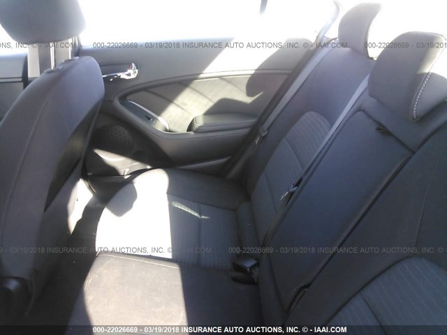 KNAFX4A67E5213258 - 2014 KIA FORTE LX GRAY photo 8