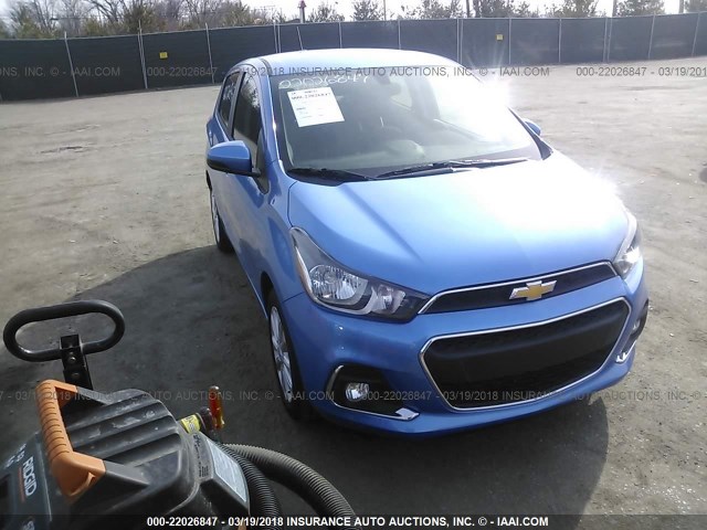 KL8CD6SAXJC440956 - 2018 CHEVROLET SPARK 1LT BLUE photo 1