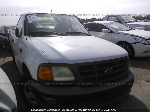 2FTRF17204CA57977 - 2004 FORD F-150 HERITAGE CLASSIC WHITE photo 1