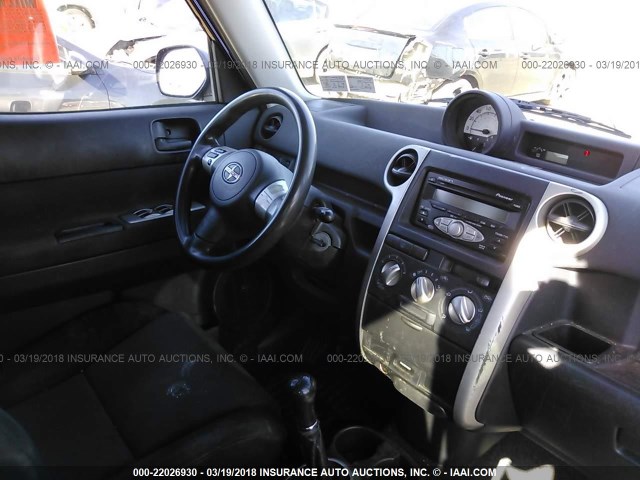 JTLKT334864073008 - 2006 TOYOTA SCION XB შავი ფოტო 5