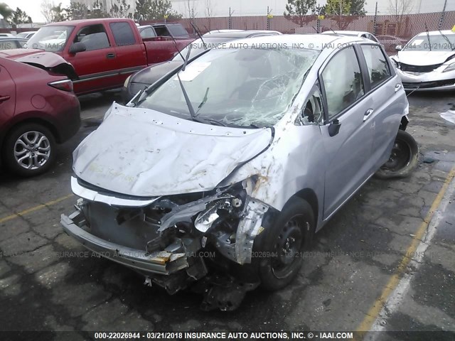 3HGGK5H43JM721247 - 2018 HONDA FIT LX SILVER photo 2