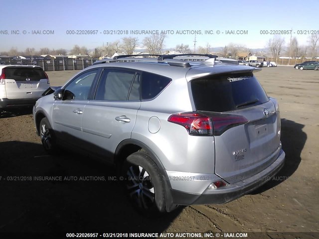 2T3BFREV0HW638918 - 2017 TOYOTA RAV4 LE SILVER photo 3