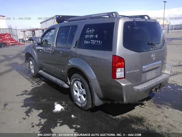 5N1AR18WX5C782351 - 2005 NISSAN PATHFINDER LE/SE/XE GRAY photo 3