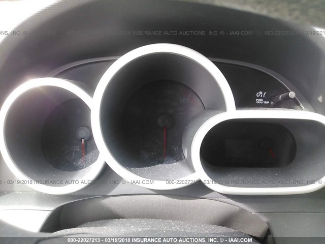 2T1KU40E09C131125 - 2009 TOYOTA COROLLA MATRIX  WHITE photo 7