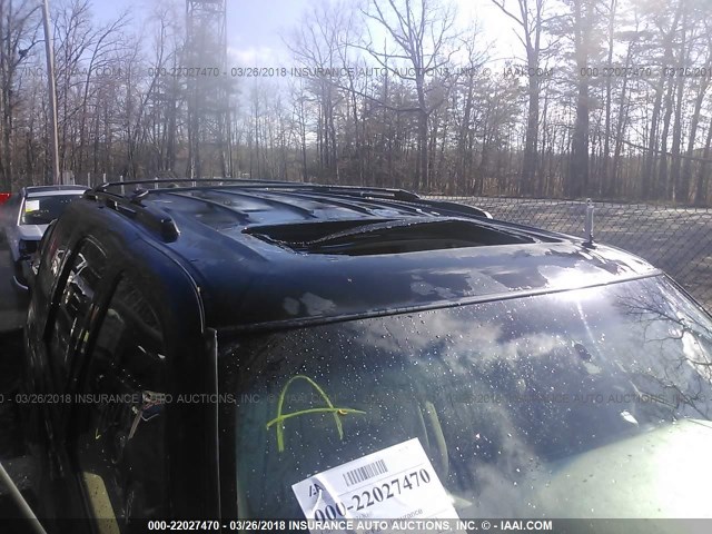 1GKEK63U12J249099 - 2002 GMC DENALI BLACK photo 6