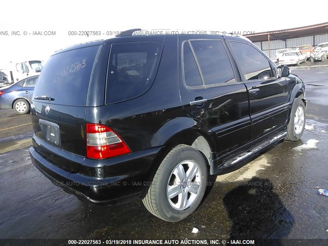 4JGAB57E15A563102 - 2005 MERCEDES-BENZ ML 350 BLACK photo 4