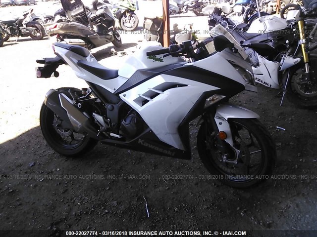 JKAEX8B13FA015076 - 2015 KAWASAKI EX300 B WHITE photo 1