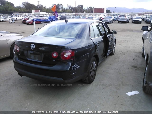 3VWRZ7AJ1AM043125 - 2010 VOLKSWAGEN JETTA SE/SEL BLACK photo 4