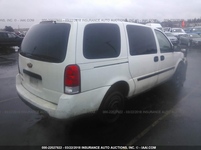 1GBDV13W58D202043 - 2008 CHEVROLET UPLANDER INCOMPLETE WHITE photo 4