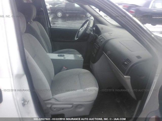 1GBDV13W58D202043 - 2008 CHEVROLET UPLANDER INCOMPLETE 白色 照片 5