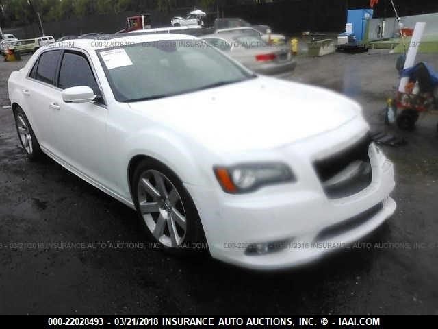 2C3CCAFJ0CH801543 - 2012 CHRYSLER 300 SRT-8 WHITE photo 1