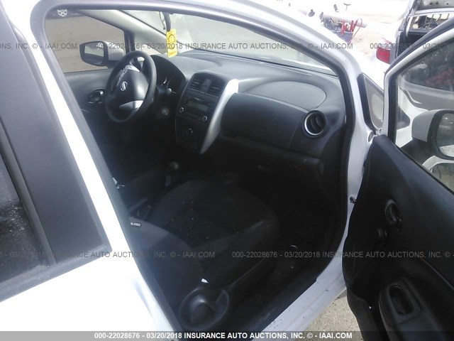 3N1CE2CP3FL441039 - 2015 NISSAN VERSA NOTE S/S PLUS/SV/SL/SR WHITE photo 5
