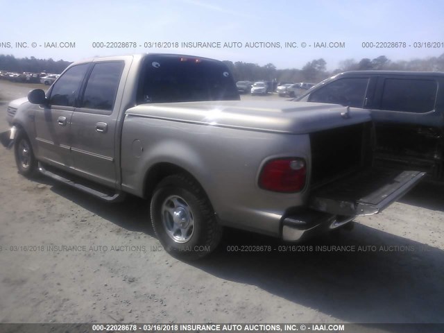 1FTRW076X2KE01689 - 2002 FORD F150 SUPERCREW GRAY photo 3