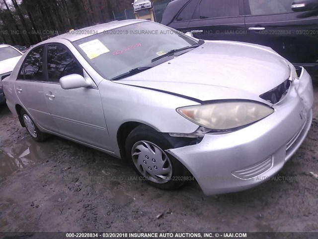 4T1BE32K66U665718 - 2006 TOYOTA CAMRY LE/XLE/SE ვერცხლისფერი ფოტო 1