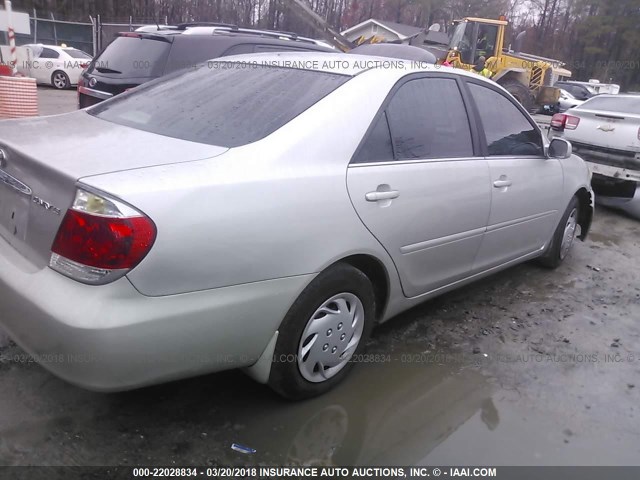 4T1BE32K66U665718 - 2006 TOYOTA CAMRY LE/XLE/SE ვერცხლისფერი ფოტო 4