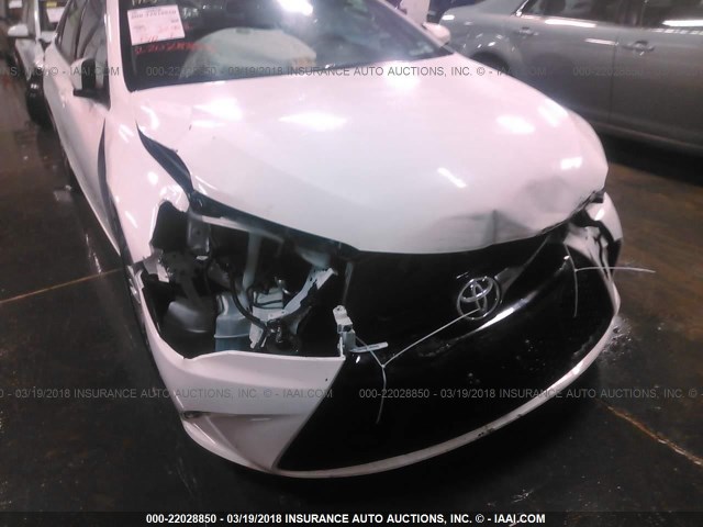 4T1BF1FK9GU185315 - 2016 TOYOTA CAMRY LE/XLE/SE/XSE WHITE photo 6
