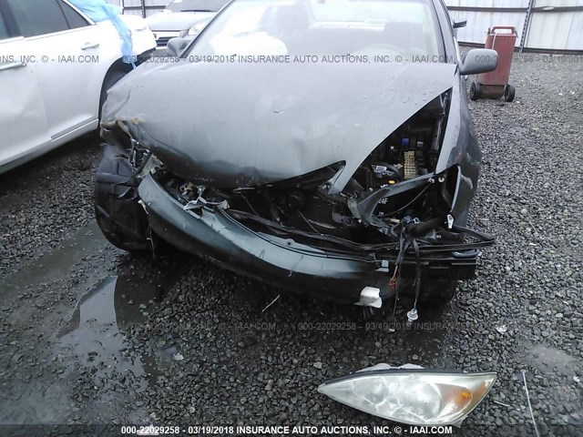 4T1BE32K02U565897 - 2002 TOYOTA CAMRY LE/XLE/SE მწვანე ფოტო 6