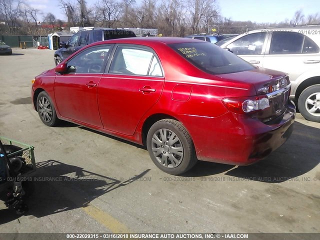 2T1BU4EE6DC925404 - 2013 TOYOTA COROLLA S/LE RED photo 3