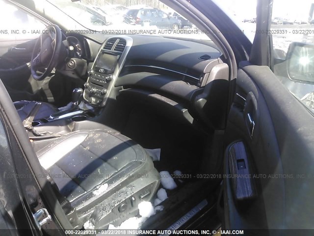 1G11H5SL3EF284092 - 2014 CHEVROLET MALIBU LTZ 灰色 照片 5