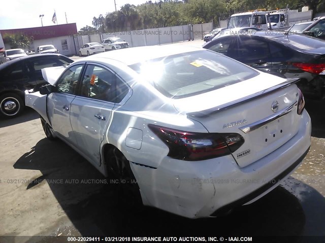 1N4AL3AP0HC279510 - 2017 NISSAN ALTIMA 2.5/S/SV/SL/SR WHITE photo 3