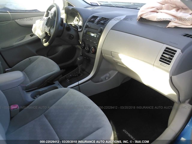 JTDBL40E89J045262 - 2009 TOYOTA COROLLA LE/XLE BLUE photo 5