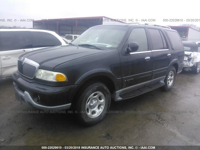 5LMFU28R21LJ10702 - 2001 LINCOLN NAVIGATOR BLACK photo 2