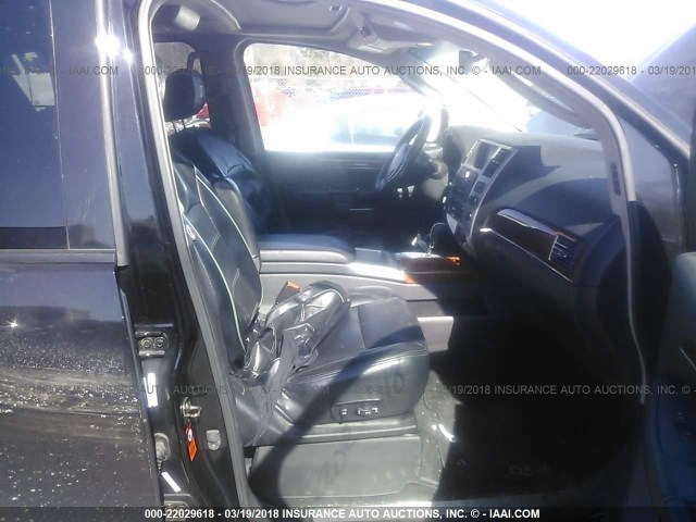 5N3ZA0NE1AN900759 - 2010 INFINITI QX56 BLACK photo 5