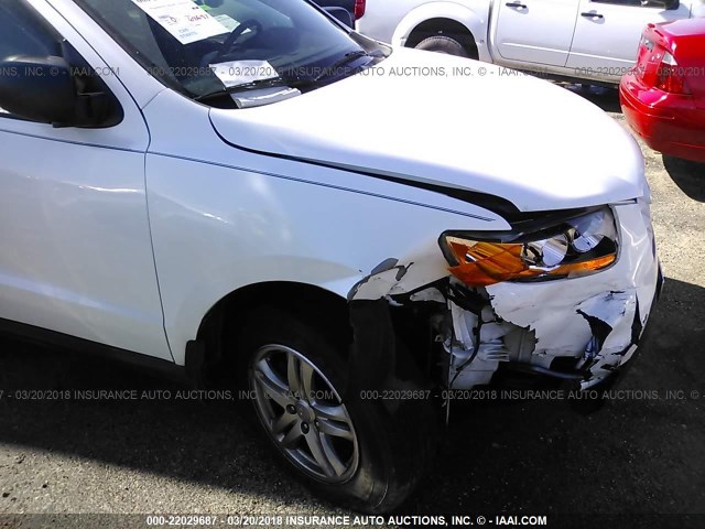 5XYZG3AB9BG069559 - 2011 HYUNDAI SANTA FE GLS WHITE photo 6