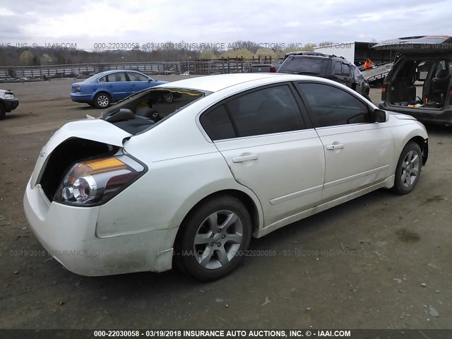 1N4AL21E09N410952 - 2009 NISSAN ALTIMA 2.5/2.5S WHITE photo 4